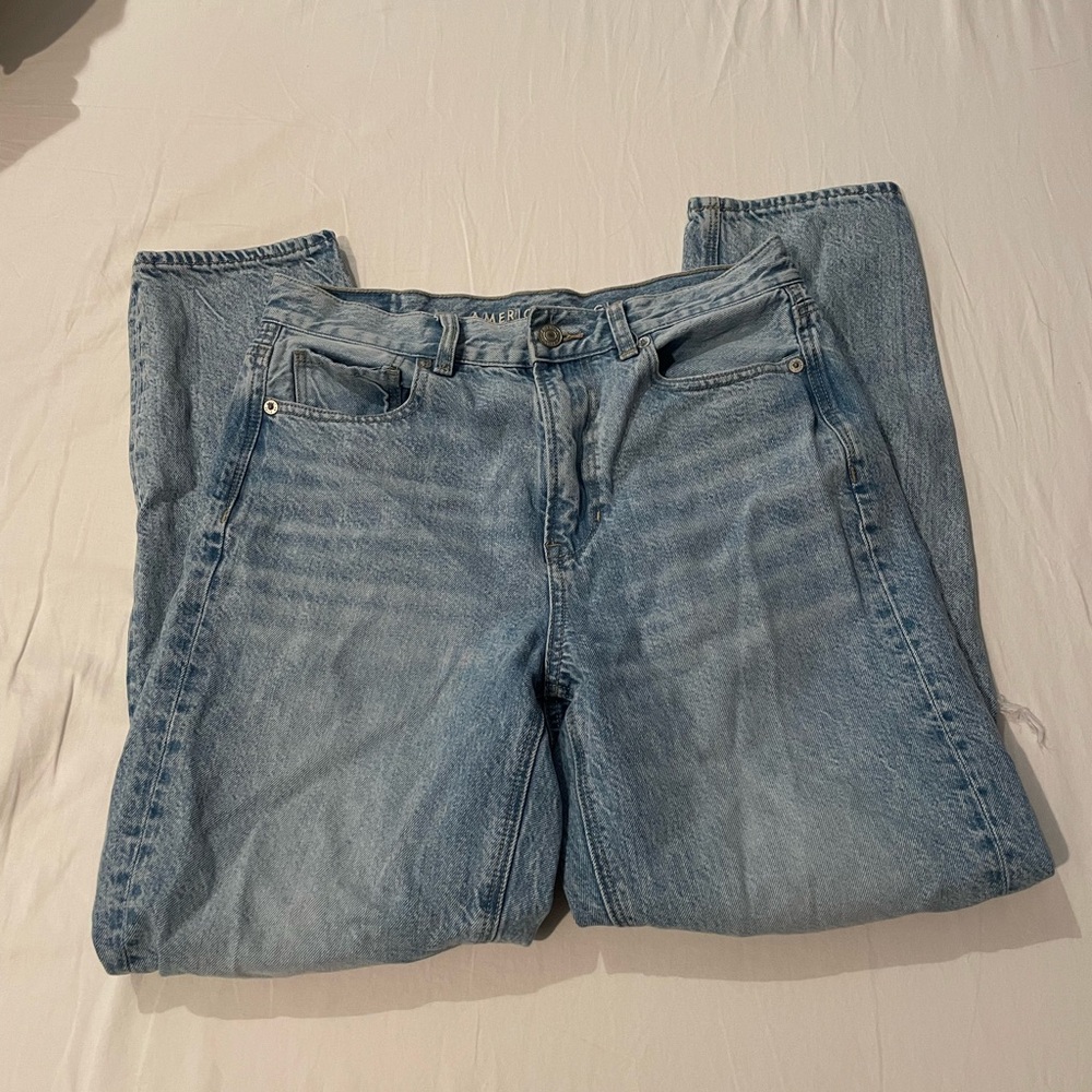 American Eagle Mom Jeans
